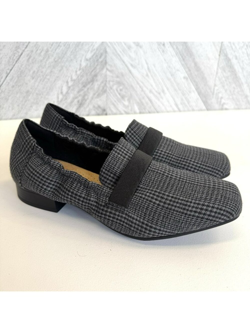 Clarks Tilmont Eve Micro Houndstooth Gray Black Flats Shoes Loafers Womens 10 W